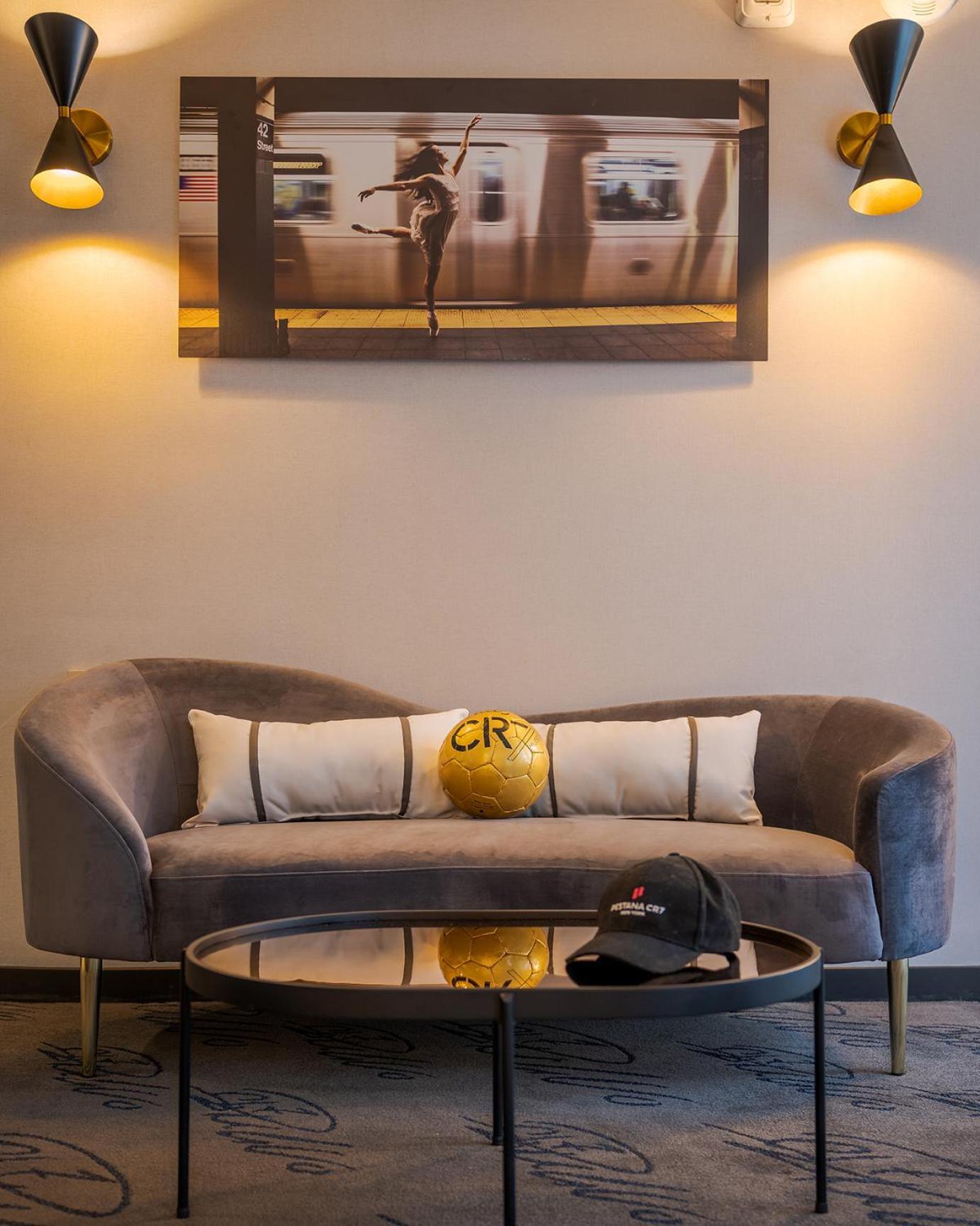 Pestana Cr7 Times Square Hotel นิวยอร์ก ภายนอก รูปภาพ