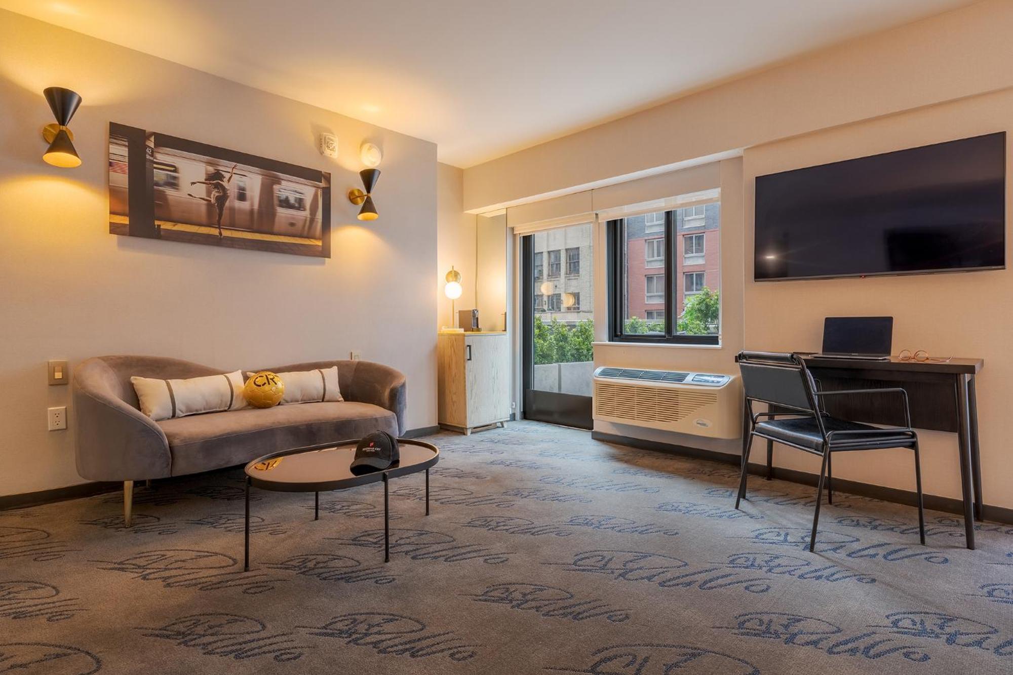 Pestana Cr7 Times Square Hotel นิวยอร์ก ภายนอก รูปภาพ