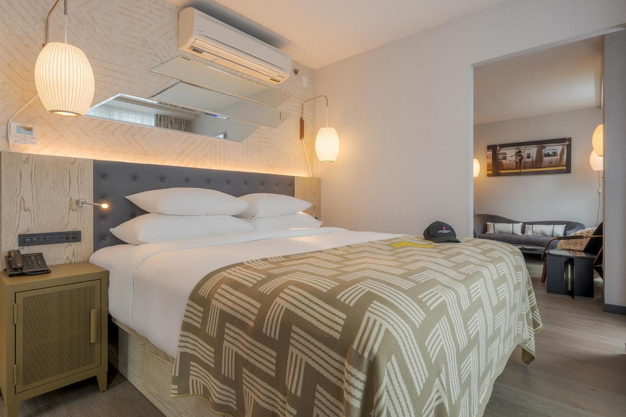 Pestana Cr7 Times Square Hotel นิวยอร์ก ภายนอก รูปภาพ